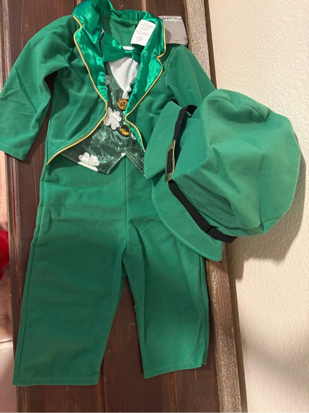 Green Leprechaun Kids Costume with Hat - Classic St. Patrick's Outfit